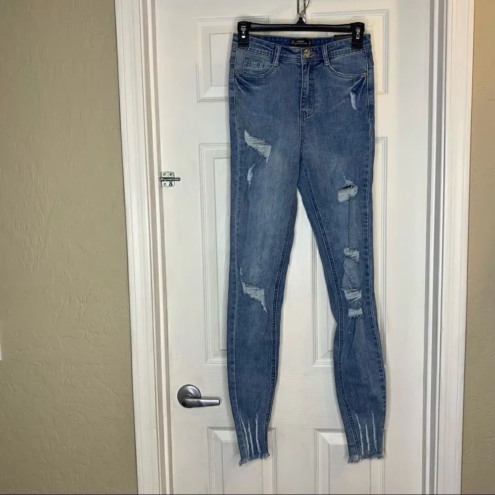 Missguided Sinner High Waisted Authentic Rip Skinny Wash Size 4L